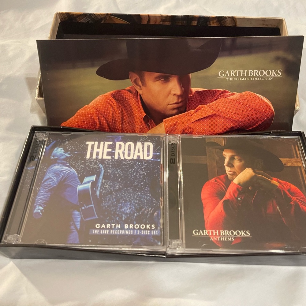 💕🔥$5 When Bundled Garth Brooks The Ultimate Collection CD Set